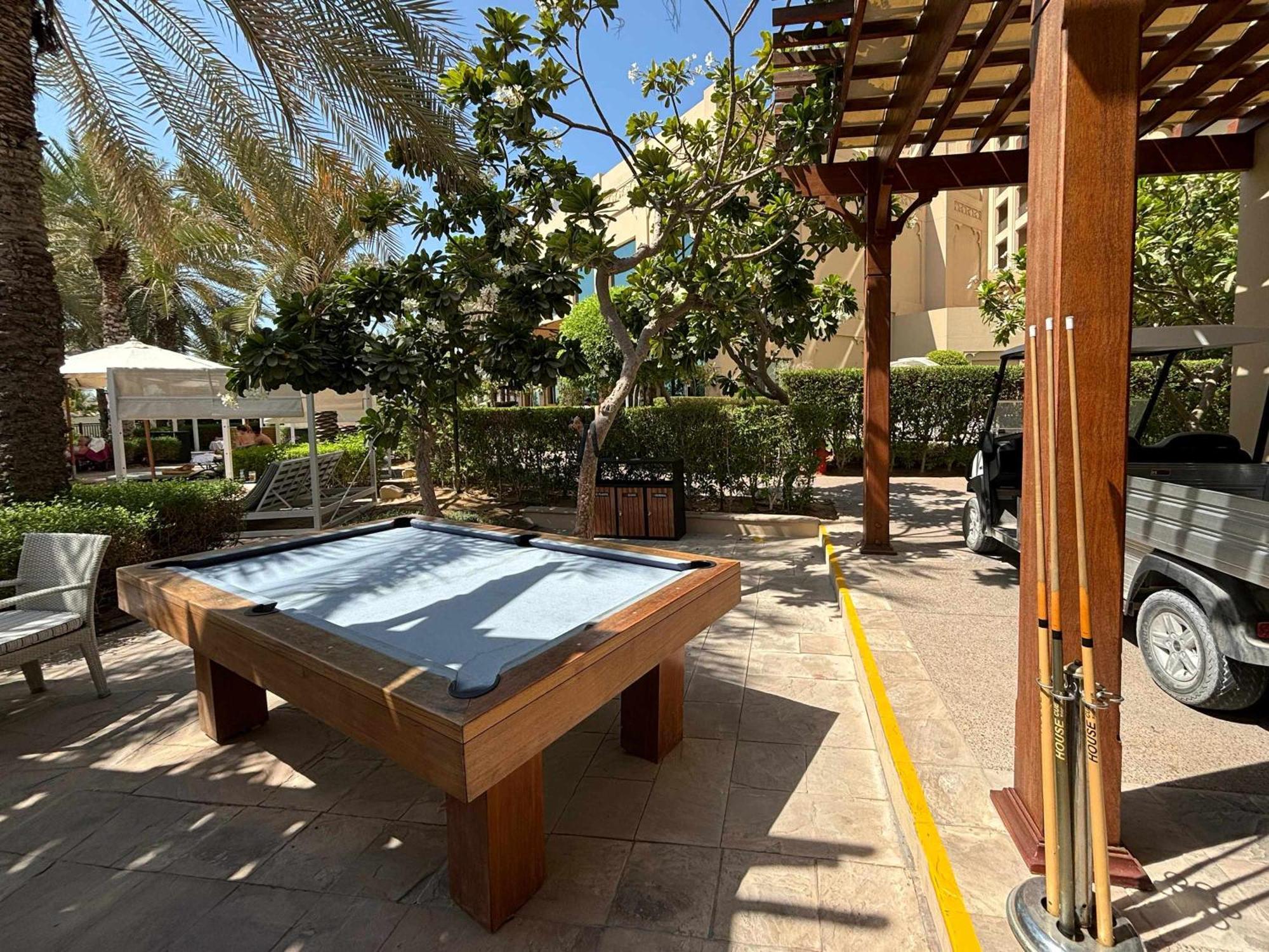 Frank Porter - Fairmont Residence South Dubai Bagian luar foto