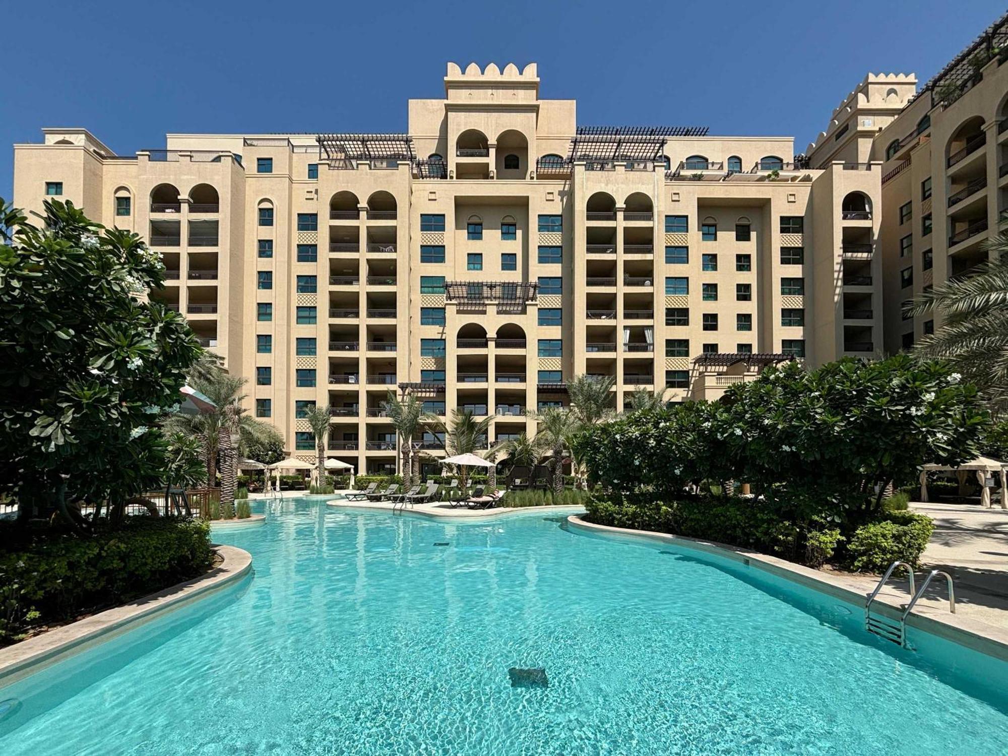 Frank Porter - Fairmont Residence South Dubai Bagian luar foto